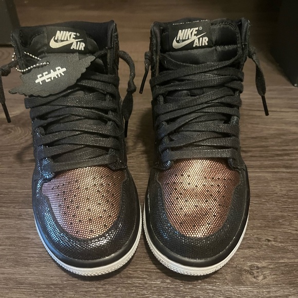 Sparkly Fearless Jordan 1 high tops - Picture 2 of 3